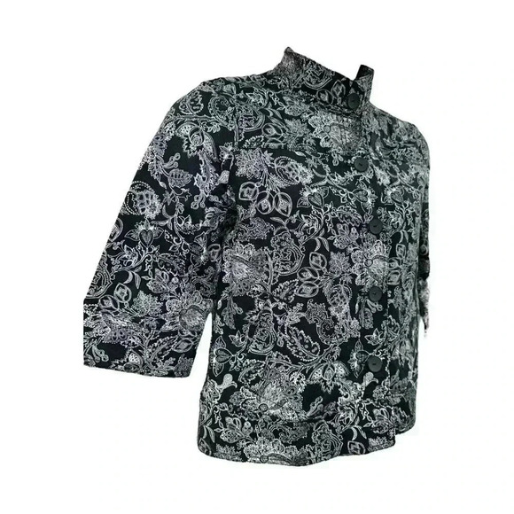 Croft & Barrow button up blazer w/ 3/4 sleeves black and white floral women's PM - Picture 2 of 8